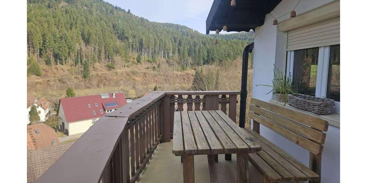 Einfamilienhaus Baiersbronn - 7 Zimmer, 120 m&sup2;, 490.000&euro; | Angebot:26237898