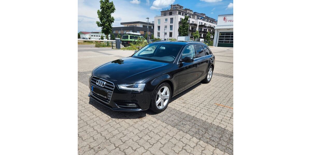Audi A4 177.200 km 8.500 &euro; Germering 82110