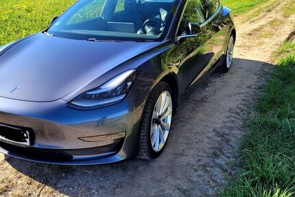Tesla Model 3 189.000 km 19.300 &euro; Türkenfeld 82299