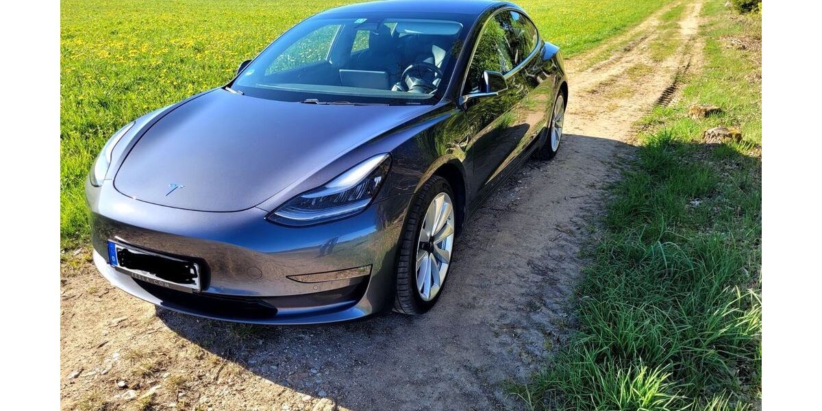 Tesla Model 3 189.000 km 19.300 &euro; Türkenfeld 82299
