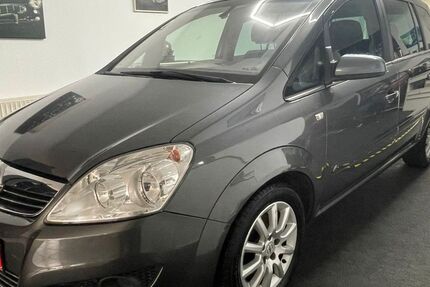 Opel Zafira 146.000 km 4.990 € Wiesbaden 65207