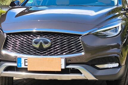 INFINITI QX30 107.350 km 12.700 &euro; Schorfheide 16244