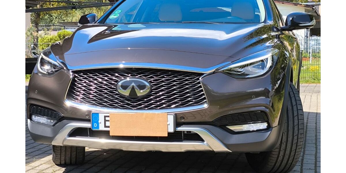 INFINITI QX30 107.350 km 12.700 &euro; Schorfheide 16244