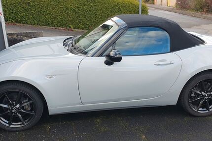 Mazda MX-5 26.800 km 21.600 &euro; Tuttlingen 78532