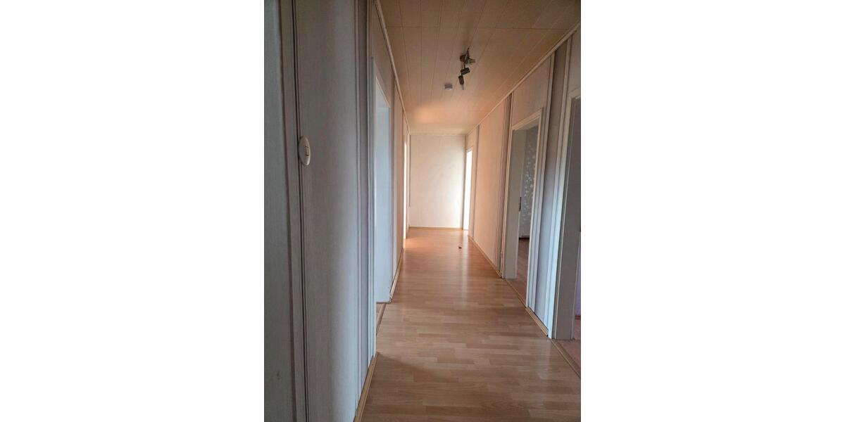 Dachgeschoßwohnung Oelde - 4 Zimmer, 92 m&sup2;, 790&euro; | Angebot:26302910