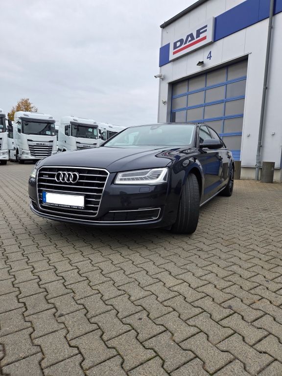 Audi A8 180.000 km 28.800 € Barleben (bei Magdeburg) 39179