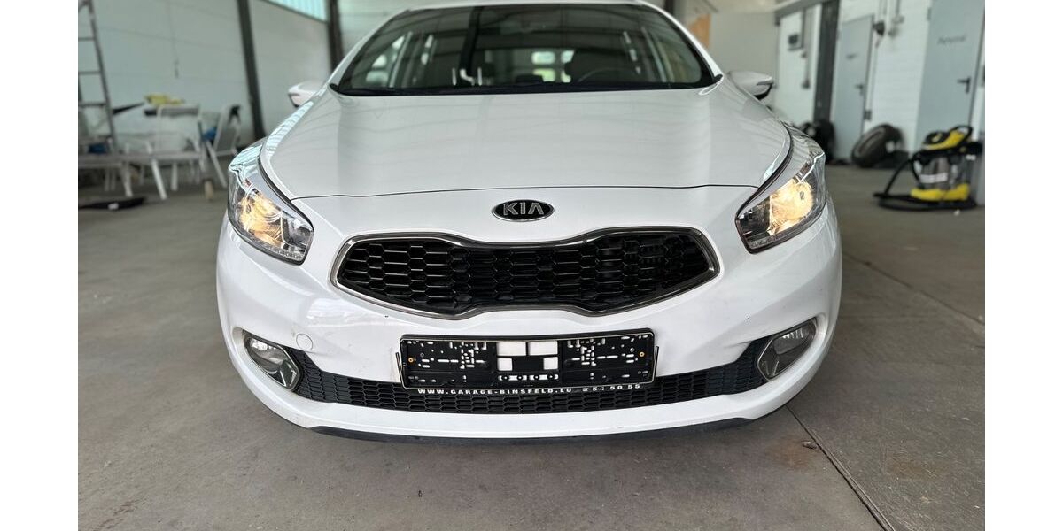 Kia ceed / Ceed 89.000 km 9.500 &euro; Landau in der pfalz 76829