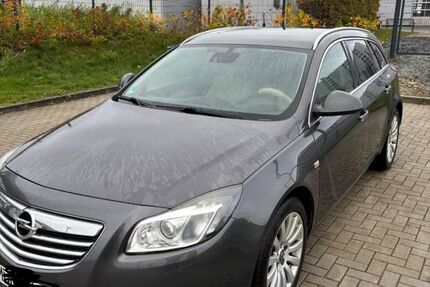 Opel Insignia 214.000 km 3.999 &euro; Münchberg 95213