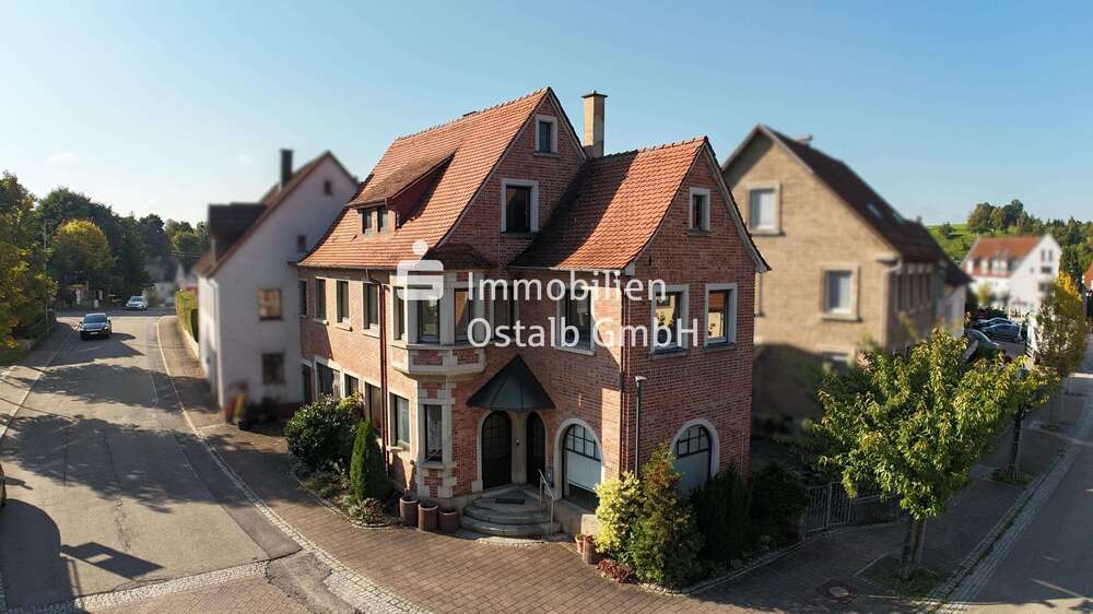 Einfamilienhaus Abtsgmünd - 6 Zimmer, 150 m&sup2;, 210.000&euro; | Angebot:25623394