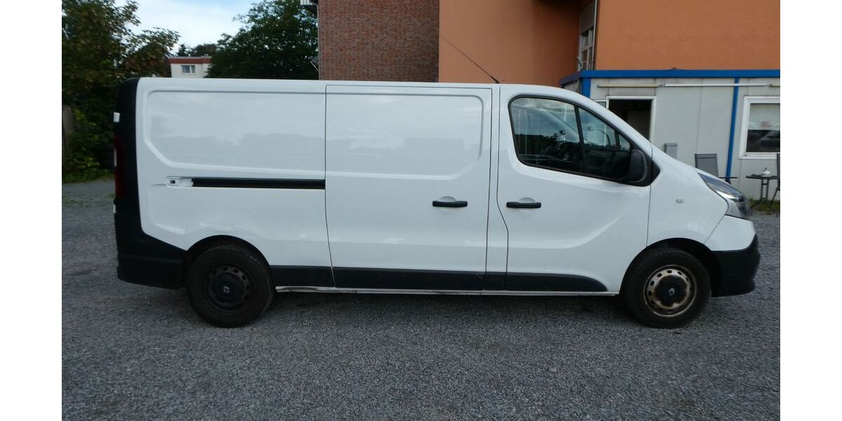 Renault Trafic 125.000 km 8.999 &euro; Paderborn 33100