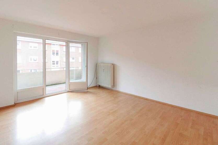 Wohnung zum Kaufen in Emden 105.000 € 84.26 m²