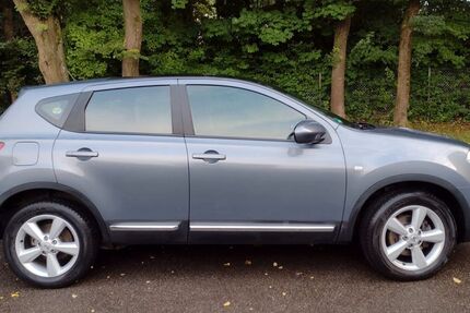 Nissan Qashqai 82.000 km 5.900 &euro; Augsburg 86159