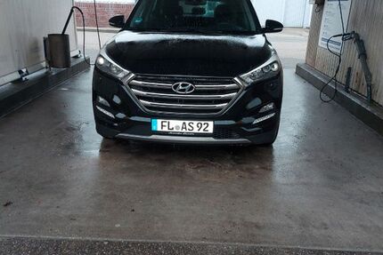 Hyundai TUCSON 165.500 km 15.550 &euro; Flensburg 24941