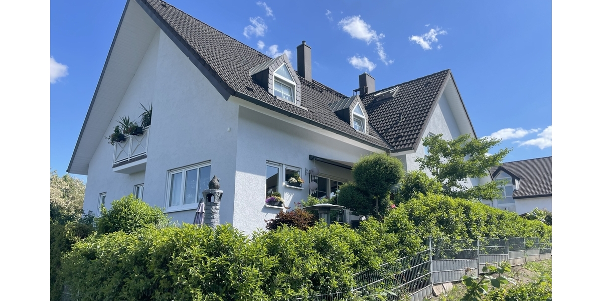 moderne DHH mit Einliegerwohnung im 