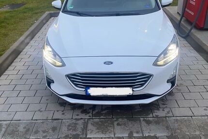 Ford Focus 135.000 km 13.000 &euro; Lich 35423