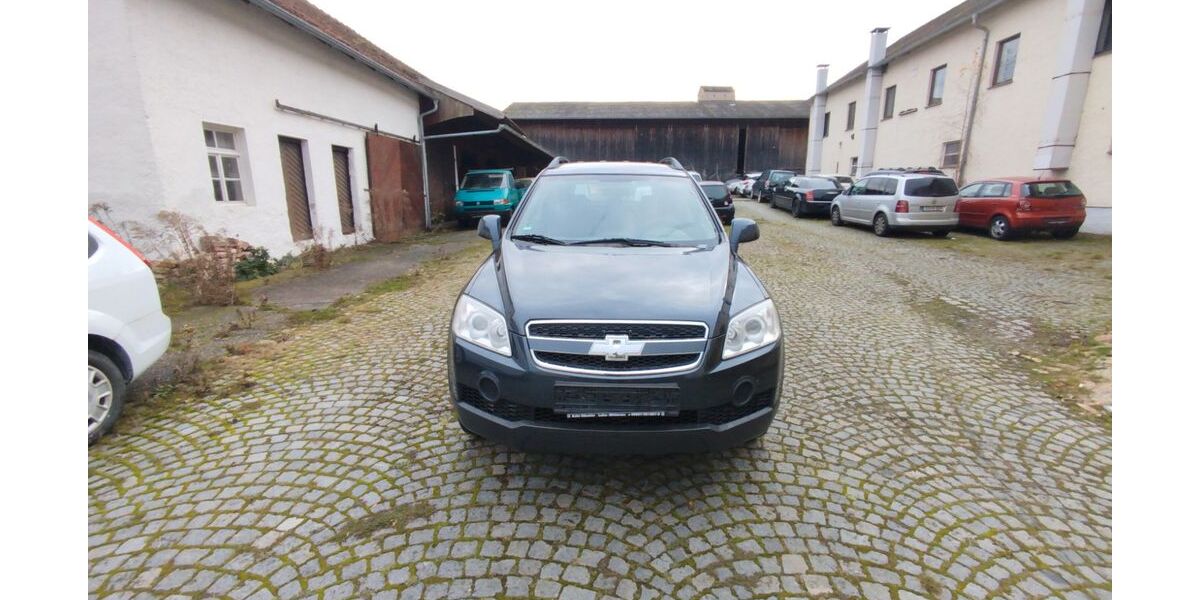 Chevrolet Captiva 191.000 km 1.699 &euro; Regensburg 93055
