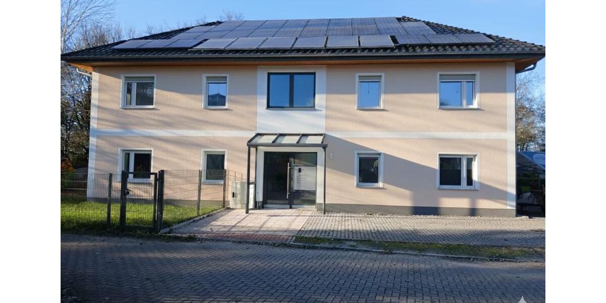 Haus am See: 3-Zimmer-Wohnung mit Balkon und Wintergarten 3 zimmer