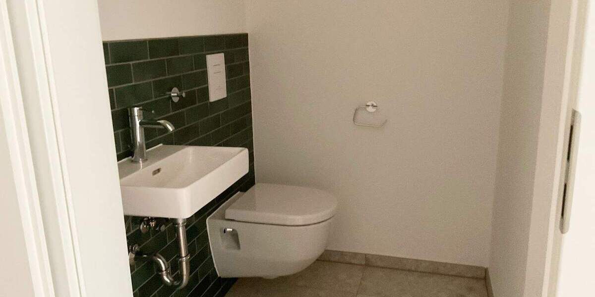 **Familien Willkommen** Wohngenuss im NEUBAU mit Dachterrasse, Tageslichtbad, Einbauküche, Parkett 5 zimmer