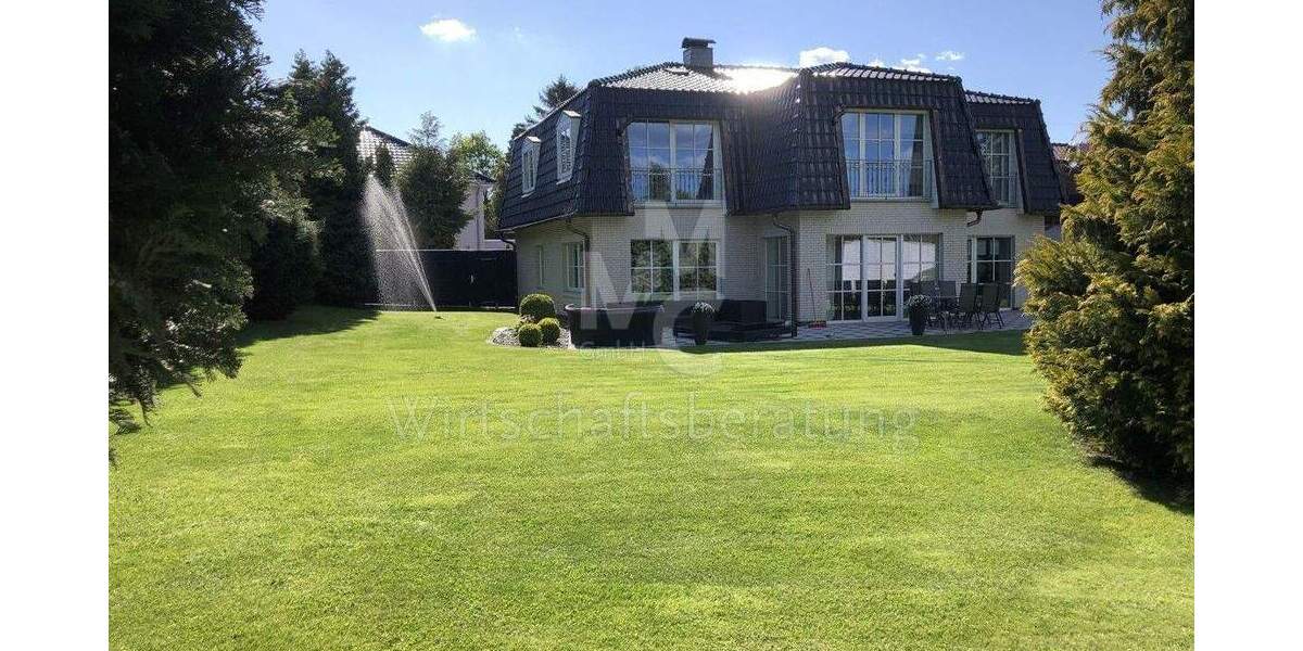 Einfamilienhaus Isernhagen / Altwarmbüchen Altwarmbüchen - 7 Zimmer, 319 m&sup2;, 1.245.000&euro; | Angebot:25475414