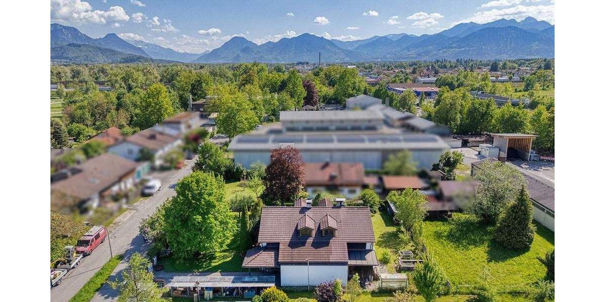 Einfamilienhaus Raubling Pfraundorf - 7 Zimmer, 241 m&sup2;, 1.090.000&euro; | Angebot:25689913