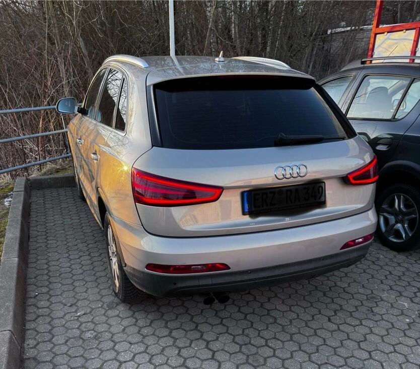 Q3