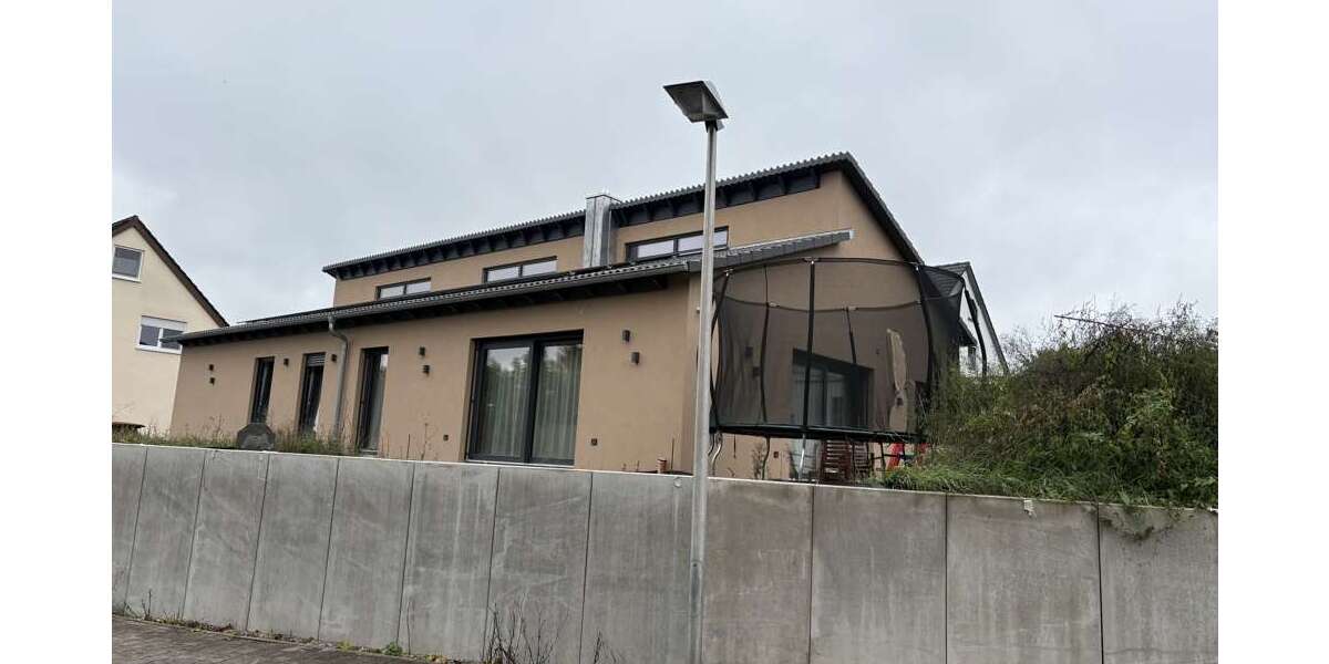 Haus zum Kaufen in Crailsheim 690.000 € 169 m² 5 zimmer