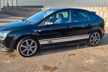 Ford Focus 242.000 km 1.400 &euro; Bad Kreuznach 55543