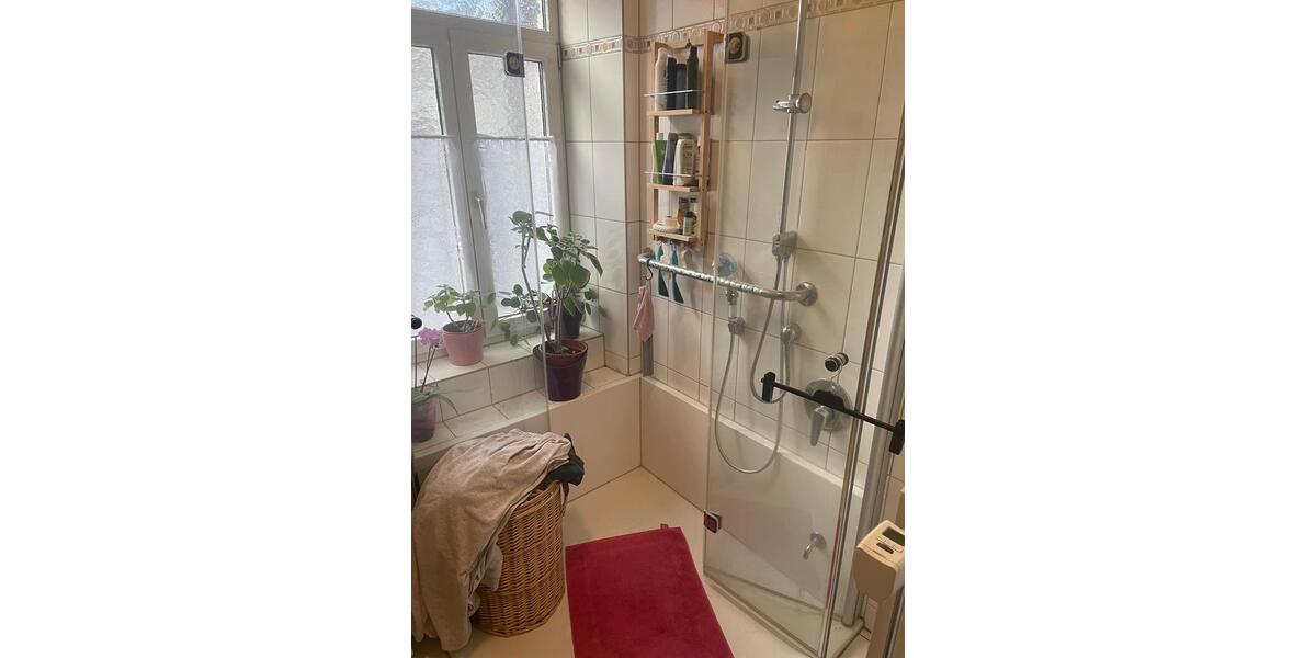 Erdgeschoßwohnung Augsburg Oberhausen - 3 Zimmer, 65 m&sup2;, 209.000&euro; | Angebot:27113868