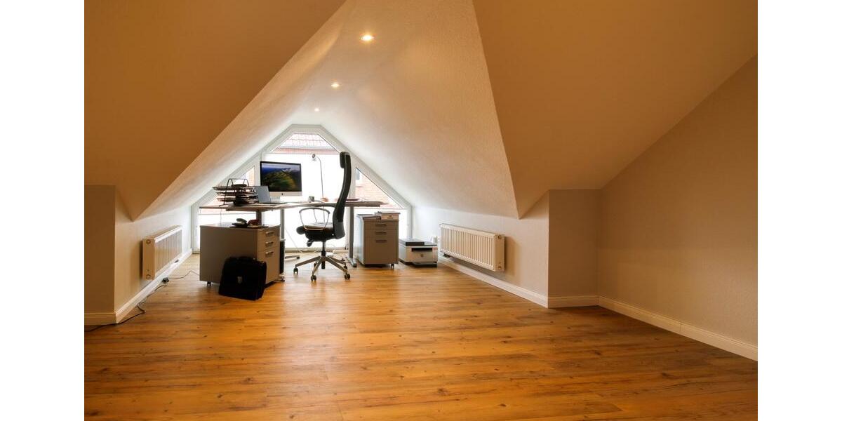 Einfamilienhaus Husum - 6 Zimmer, 228 m&sup2;, 649.000&euro; | Angebot:26663392