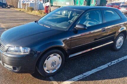 Audi A3 124.500 km 3.100 &euro; Waldkirch 79183