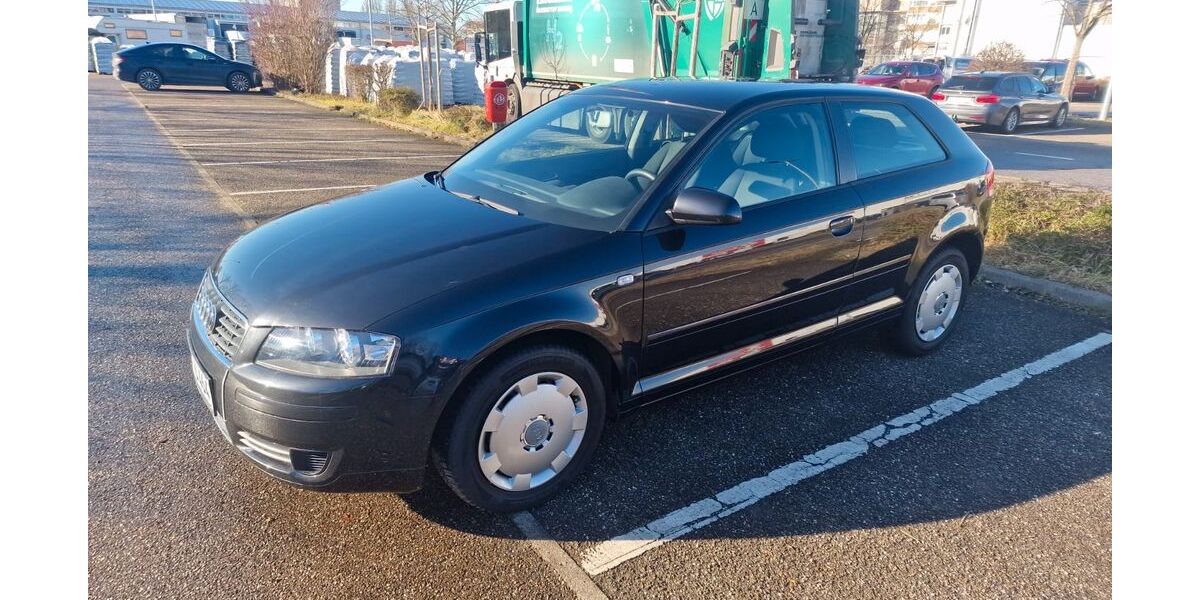 Audi A3 124.500 km 3.100 &euro; Waldkirch 79183