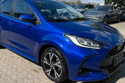Toyota Yaris 19.870 km 19.690 &euro; Kiel 24109