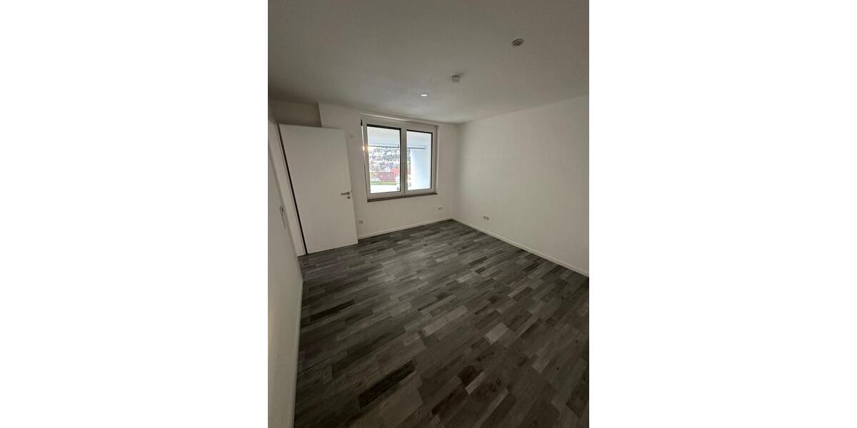 Etagenwohnung Albstadt - 3 Zimmer, 98 m&sup2;, 900&euro; | Angebot:26338521