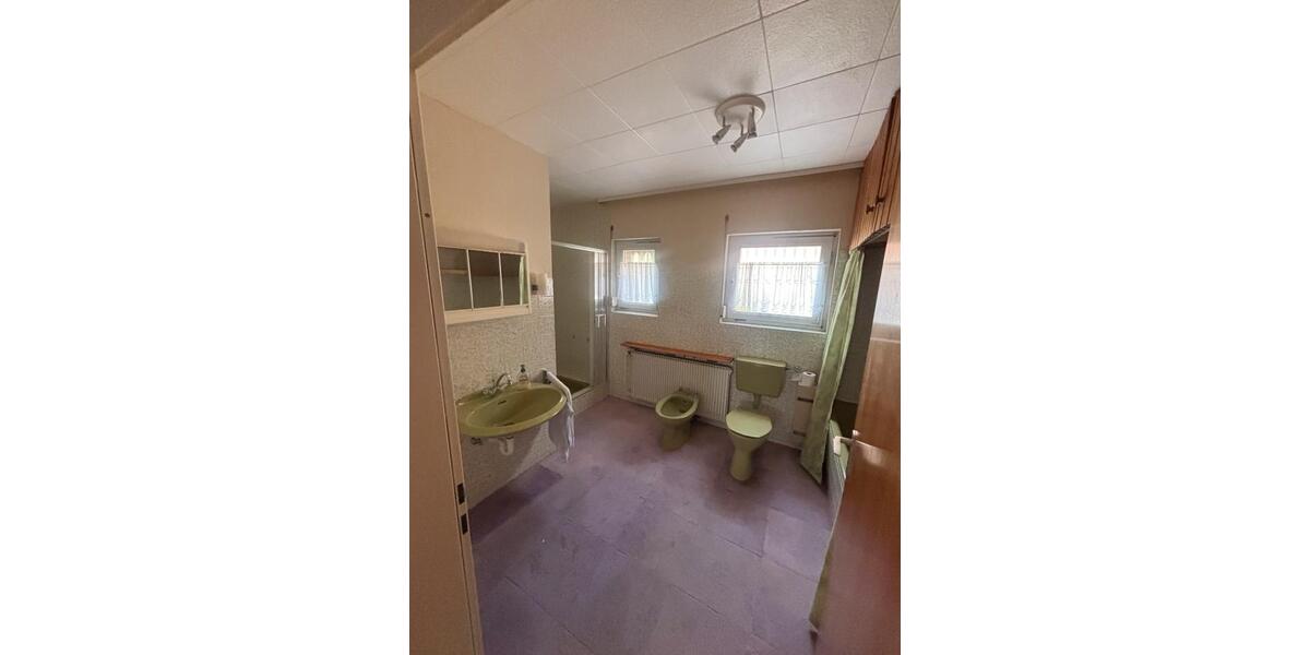 Einfamilienhaus Duderstadt - 7 Zimmer, 200 m&sup2;, 235.000&euro; | Angebot:26926937