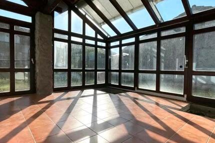 Haus Deggendorf - 8 Zimmer, 270 m&sup2;, 529.000&euro; | Angebot:25715940