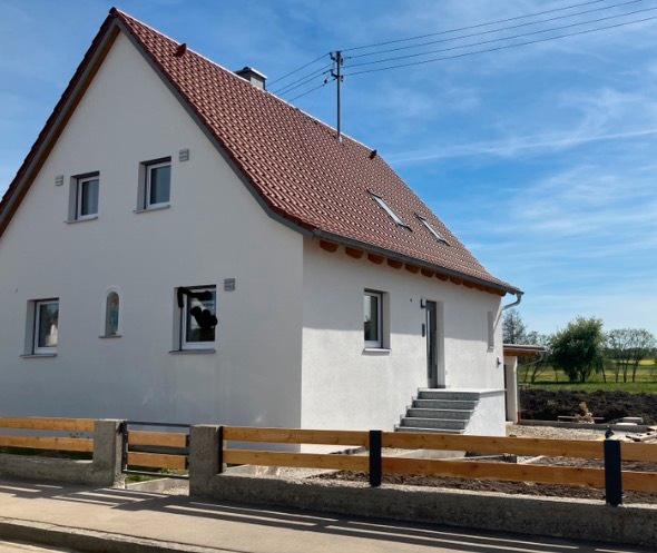 Einfamilienhaus Höchstädt an der Donau - 6 Zimmer, 105 m&sup2;, 1.350&euro; | Angebot:26399727