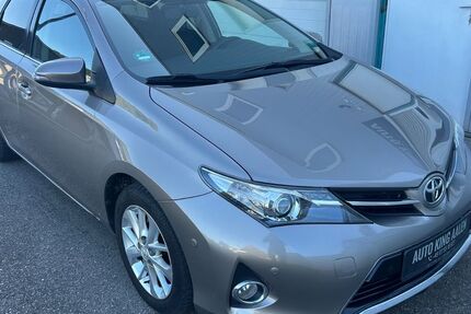 Toyota Auris 210.000 km 6.290 € Aalen-Essingen 73457