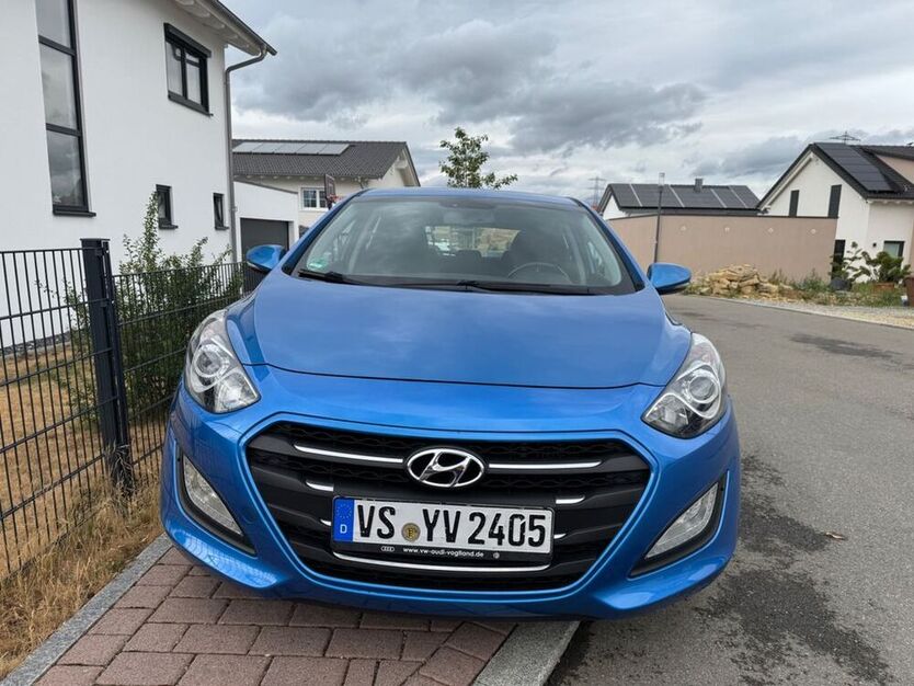 i30