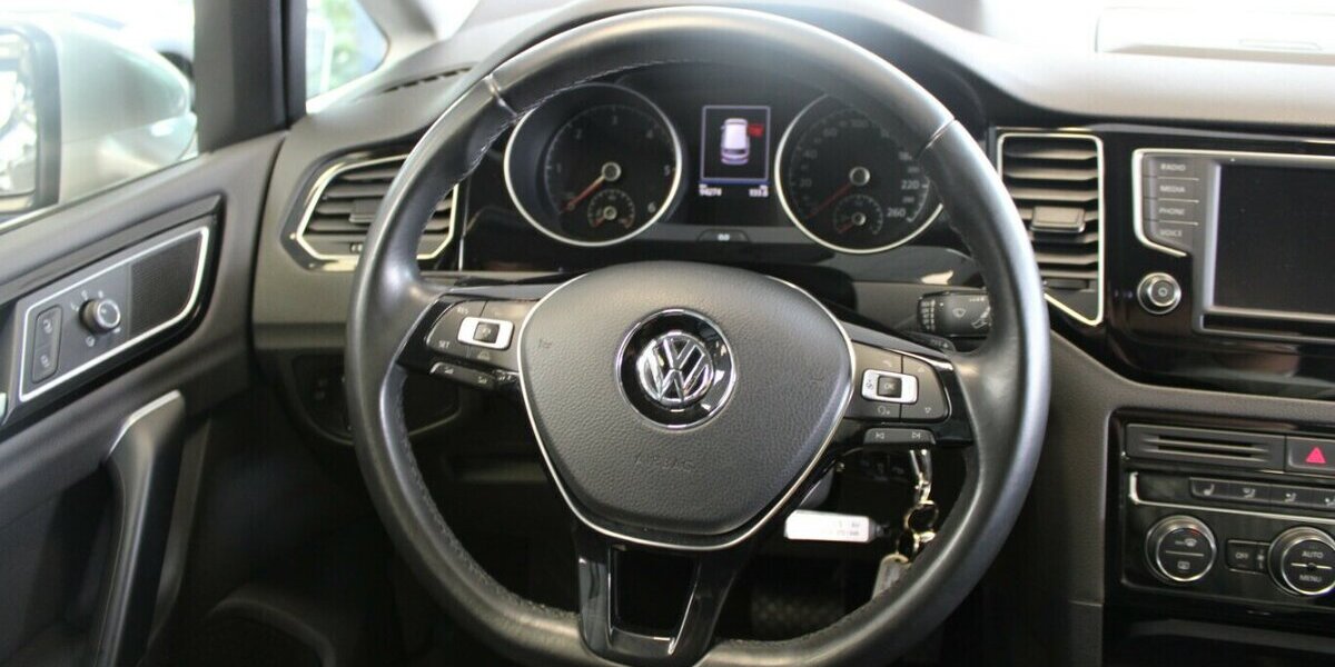 VW Golf Sportsvan 2.0 TDI DSG Highline 94.140 km 17.480 € Euskirchen 53881