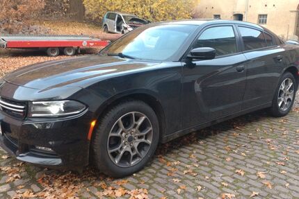 Dodge Charger 64.000 km 18.800 &euro; Käbschütztal OT Deila 01665