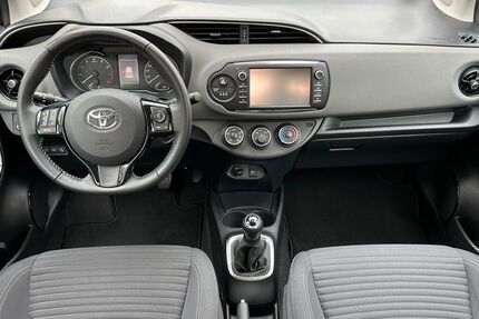 Toyota Yaris 9.800 km 12.900 &euro; Lauenbrück 27389