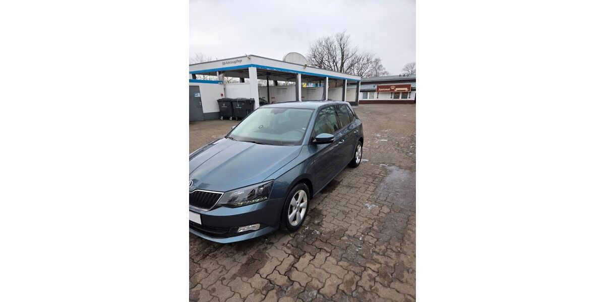 Skoda Fabia 179.500 km 5.700 &euro; Hamburg 22761