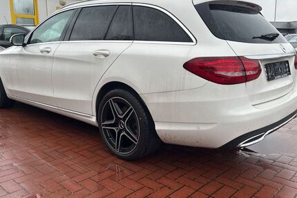 Mercedes-Benz C 250 268.000 km 13.500 &euro; Lübeck 23560