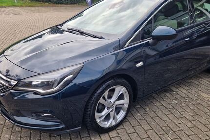 Opel Astra 97.793 km 9.890 &euro; Schwerin 19055