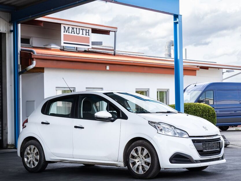 Peugeot 208 170.000 km 3.213 € Aldingen 78554