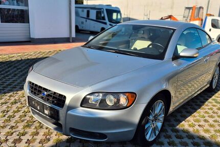 Volvo C70 194.320 km 5.895 € Naunhof 04683
