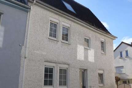 Haus Gernsheim - 5 Zimmer, 135 m&sup2;, 219.000&euro; | Angebot:25392183