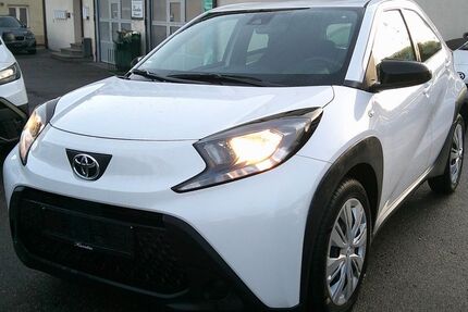 Toyota Aygo (X) 54.000 km 11.980 € Sindelfingen 71065