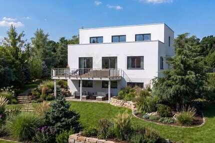 Haus Hofheim - 7 Zimmer, 210 m&sup2;, 1.830.000&euro; | Angebot:27273472