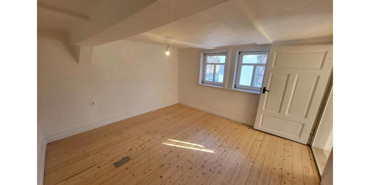 Traumhaftes Einfamilienhaus im Märchenviertel mit kleinem Garten 4 zimmer